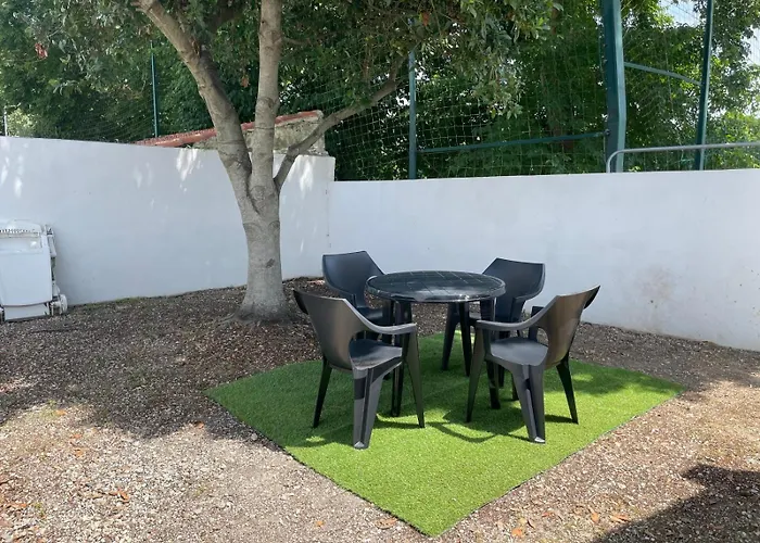 Maisonnette Avec Climatisation Et Cour - Menage Et Linge Inclus