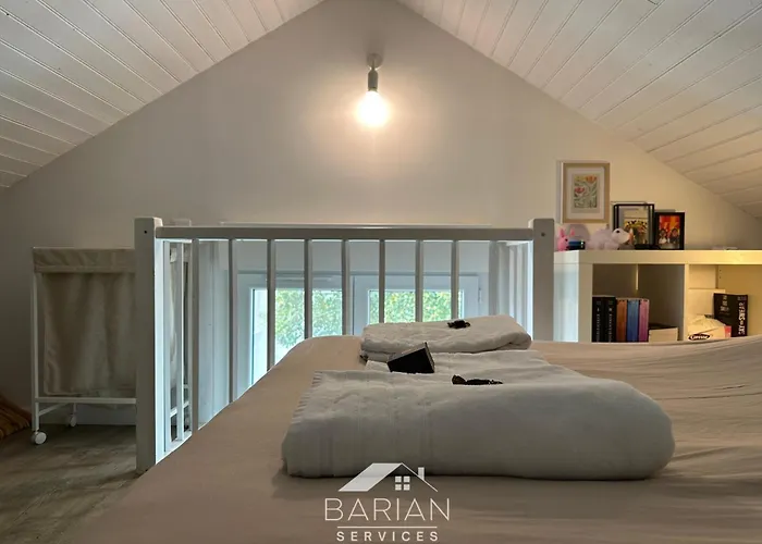 Maisonnette Avec Climatisation Et Cour - Menage Et Linge Inclus 拉罗歇尔